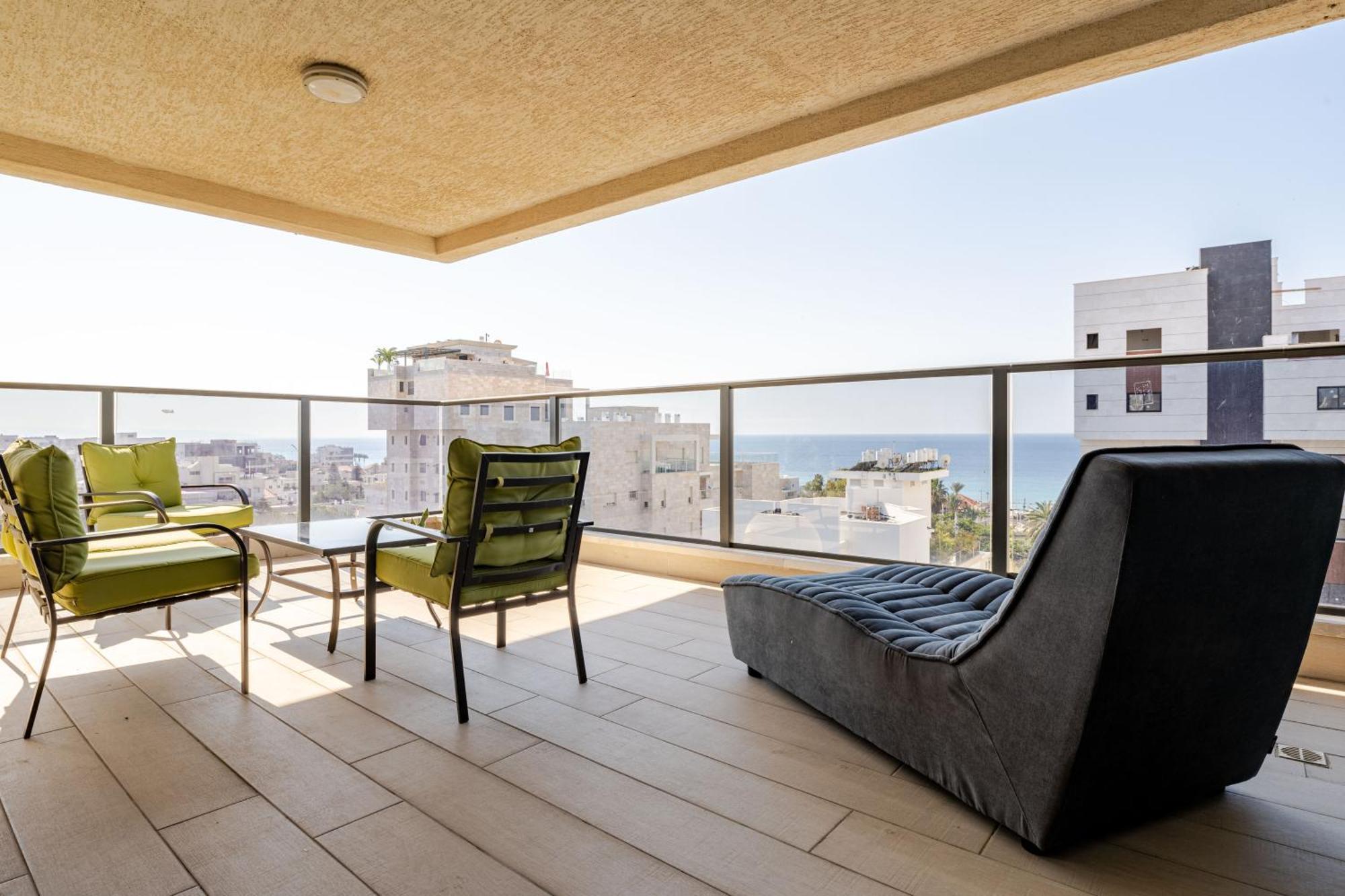 Balfour Sea View City Center Nahariya Exterior photo