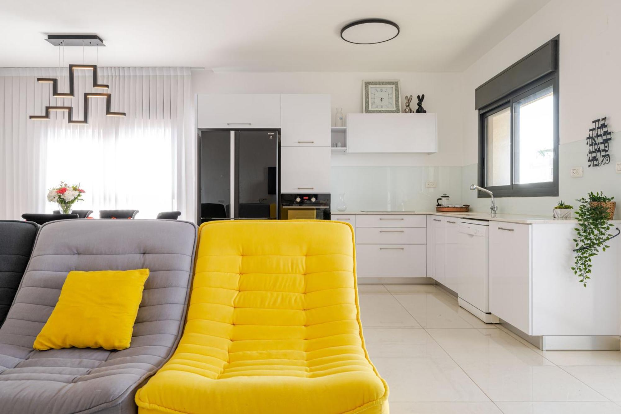 Balfour Sea View City Center Nahariya Exterior photo