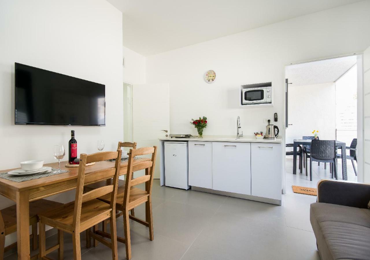 Balfour Sea View City Center Nahariya Exterior photo